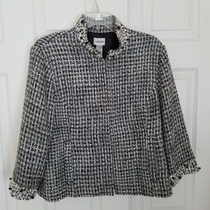 Chicos Ladies size 3 short pearl beaded jacket EUC